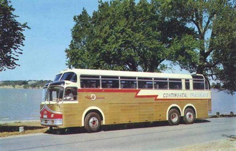 1981年的“銀鷹”旅游巴士,適合改裝為大型房車(chē)的車(chē)型