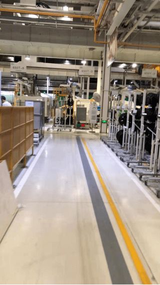 月薪5000 公司包工作餐及夜宵,還提供免費(fèi)廠車(chē)服務(wù)